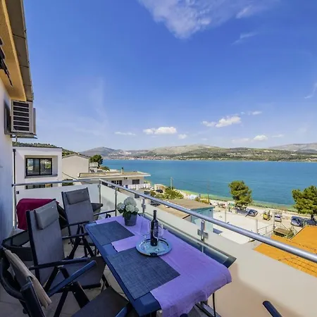 Guest house Raos In Trogir - Mittel-dalmatien Mastrinka